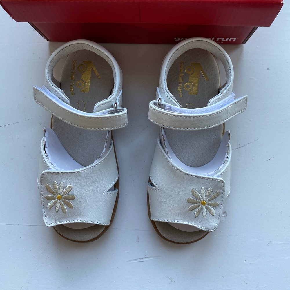 See Kai Run Girls White Sandals Size 10
